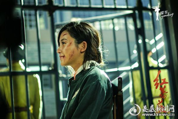 (杨子姗温婉动人)